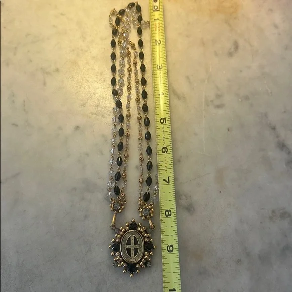 VSA Necklace - Picture 4 of 4